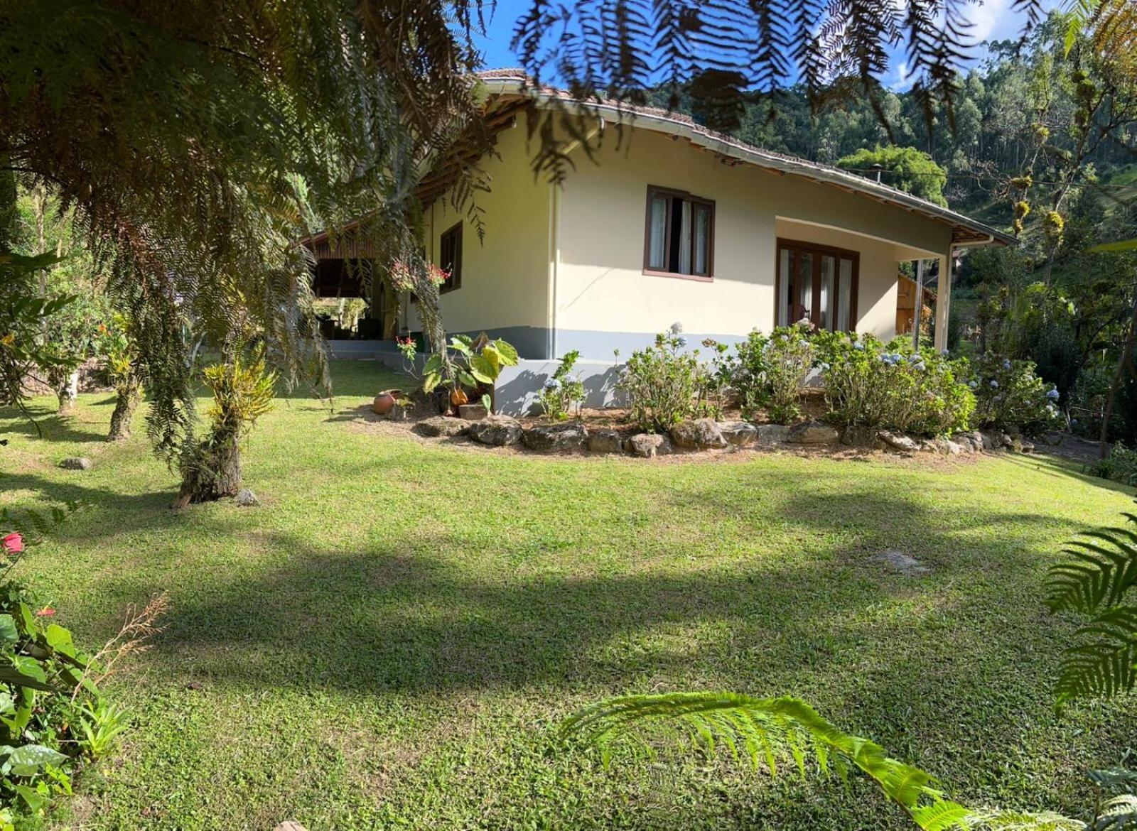 Sitio Som Das Aguas Benedito Novo Exterior photo